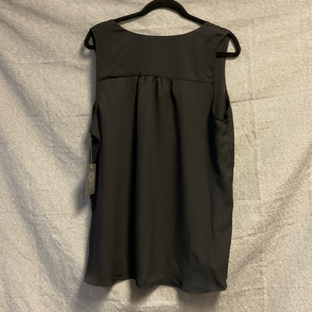 Vince Camuto Black Sleeveless Layered Blouse - Picture 6 of 7